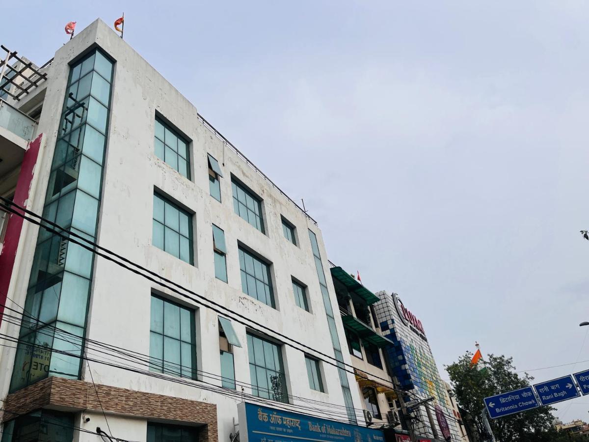 Hotel Park Pride Pitampura New Delhi, Couple Friendly Zewnętrze zdjęcie