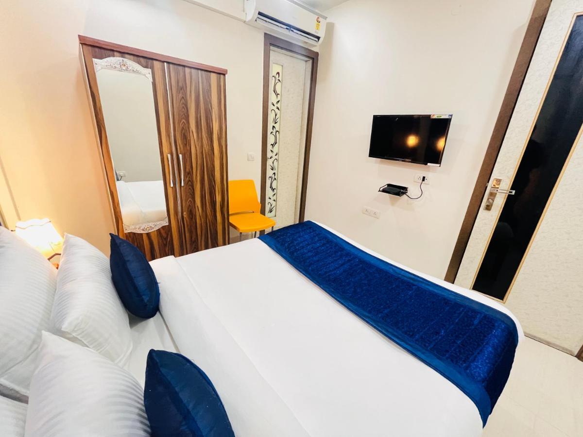 Hotel Park Pride Pitampura New Delhi, Couple Friendly Zewnętrze zdjęcie