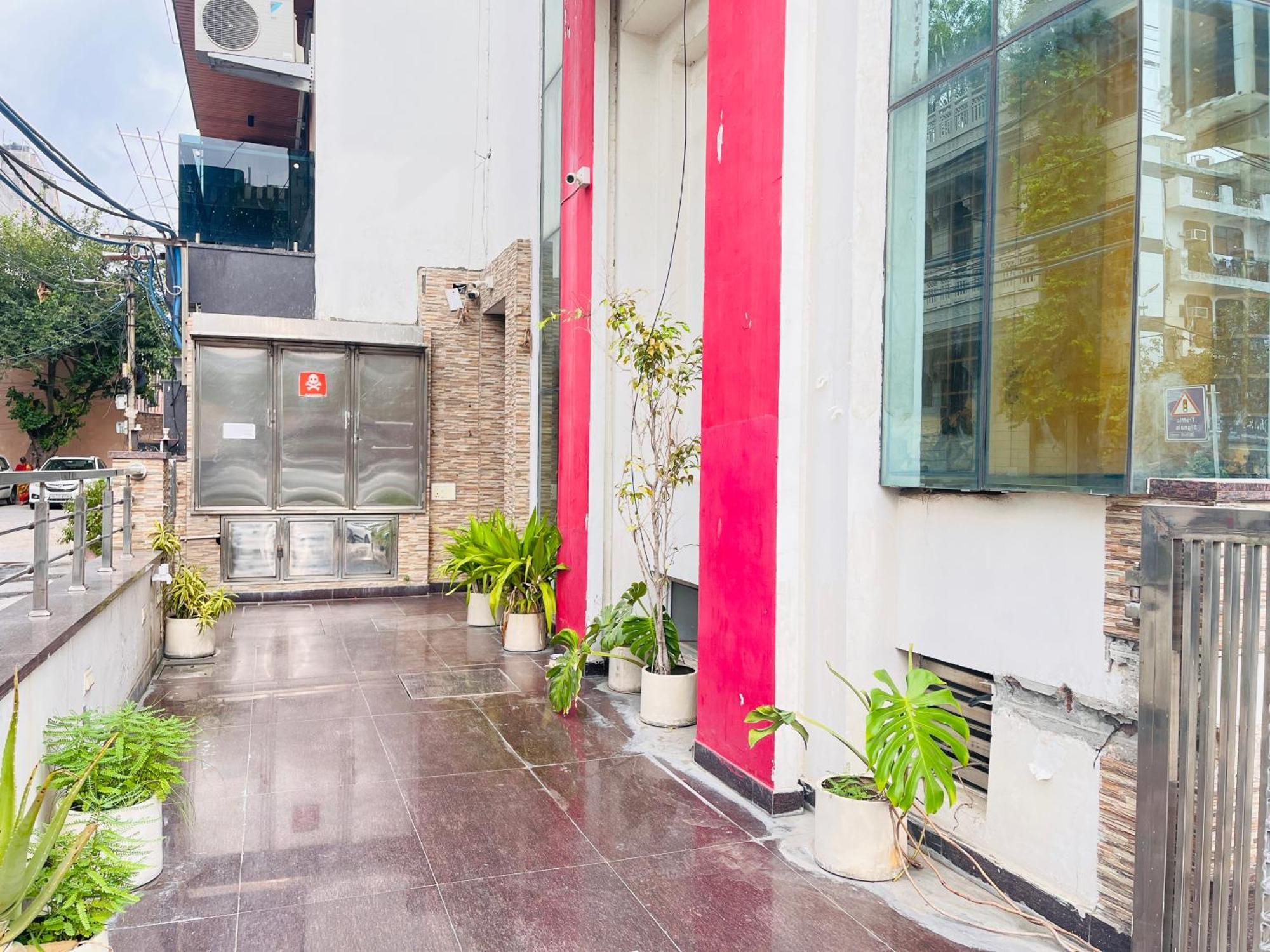 Hotel Park Pride Pitampura New Delhi, Couple Friendly Zewnętrze zdjęcie